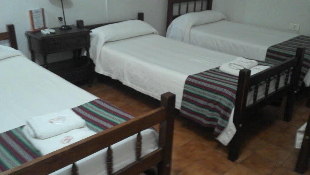 Hotel Satiri Сальта Экстерьер фото