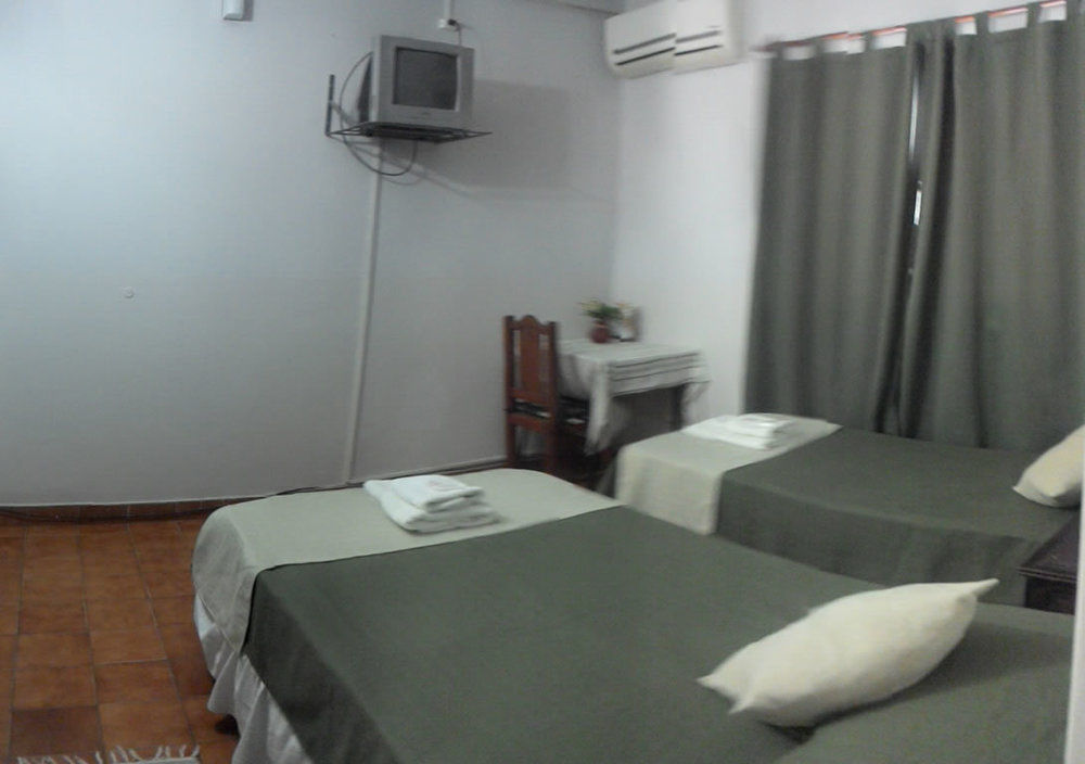 Hotel Satiri Сальта Экстерьер фото